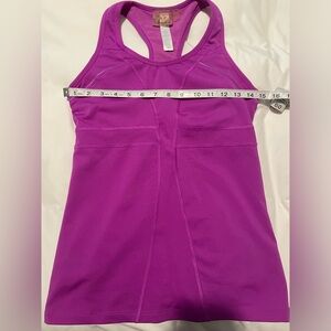ATHLETA Turbocharge Purple Racerback Back Pockets Tank Top Womens